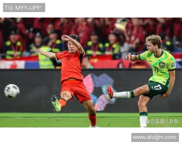 足球明星犀利回应瞬间回顾引发热议的经典场景与对话 足球明星犀利回应瞬间回顾引发热议的经典场景与对话