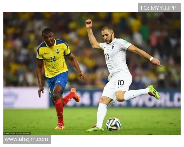 足球明星的魅力瞬间与精彩瞬间的完美结合图集 足球明星的魅力瞬间与精彩瞬间的完美结合图集