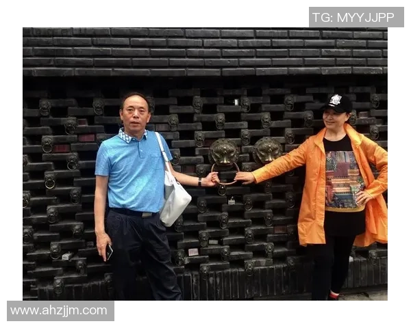 刘禅携手足球明星共筑成都梦展现城市活力与魅力 刘禅携手足球明星共筑成都梦展现城市活力与魅力