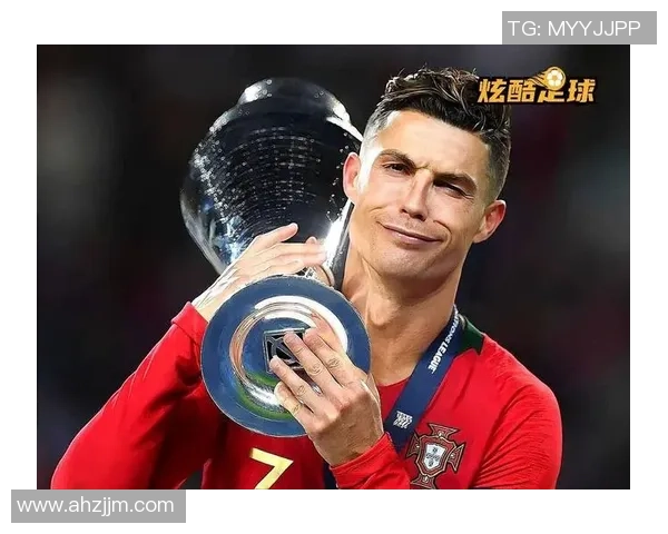 足球明星半脸特写揭示他们的独特魅力与个性风采 足球明星半脸特写揭示他们的独特魅力与个性风采